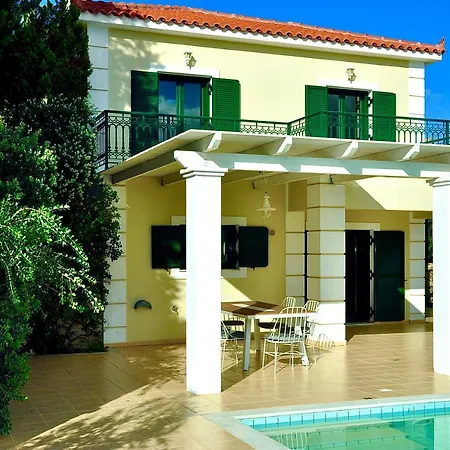 Seaside Kefaloniaprivatevillas アルゴストリオン